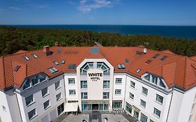 Hotel White